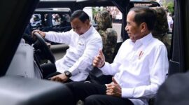 Menteri Pertahanan Prabowo Subianto bersama Presiden Joko Widodo (Jokowi). (Instagram.com/@prabowo)