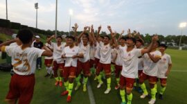 Menteri Pertahanan (Menhan) RI, Prabowo Subianto menengok para pemain U-17 Persib di Aspire Academy Qatar. (Dok. Tim Media Prabowo Subianto)
