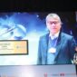 Dirut Sunarso dinobatkan The Best CEO in Digital Brand dalam ajang 13th Infobank-Isentia Digital Brand Recognition 2024. (Dok. BRI)