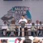 Menteri BUMN Erick Thohir melepas 6.432 pemudik peserta program Mudik Asyik Bersama BUMN 2024 di Monas, Jakarta, Jumat (5/4/2024). (Dok. BRI)