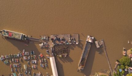 Menguak Tirai Sejarah Kutai: Kerajaan Hindu-Buddha Pertama Nusantara yang Terlupakan