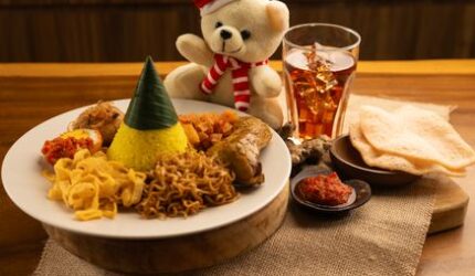 Nasi Kuning: Simbol Kemewahan Nusantara di Meja Makan Kita